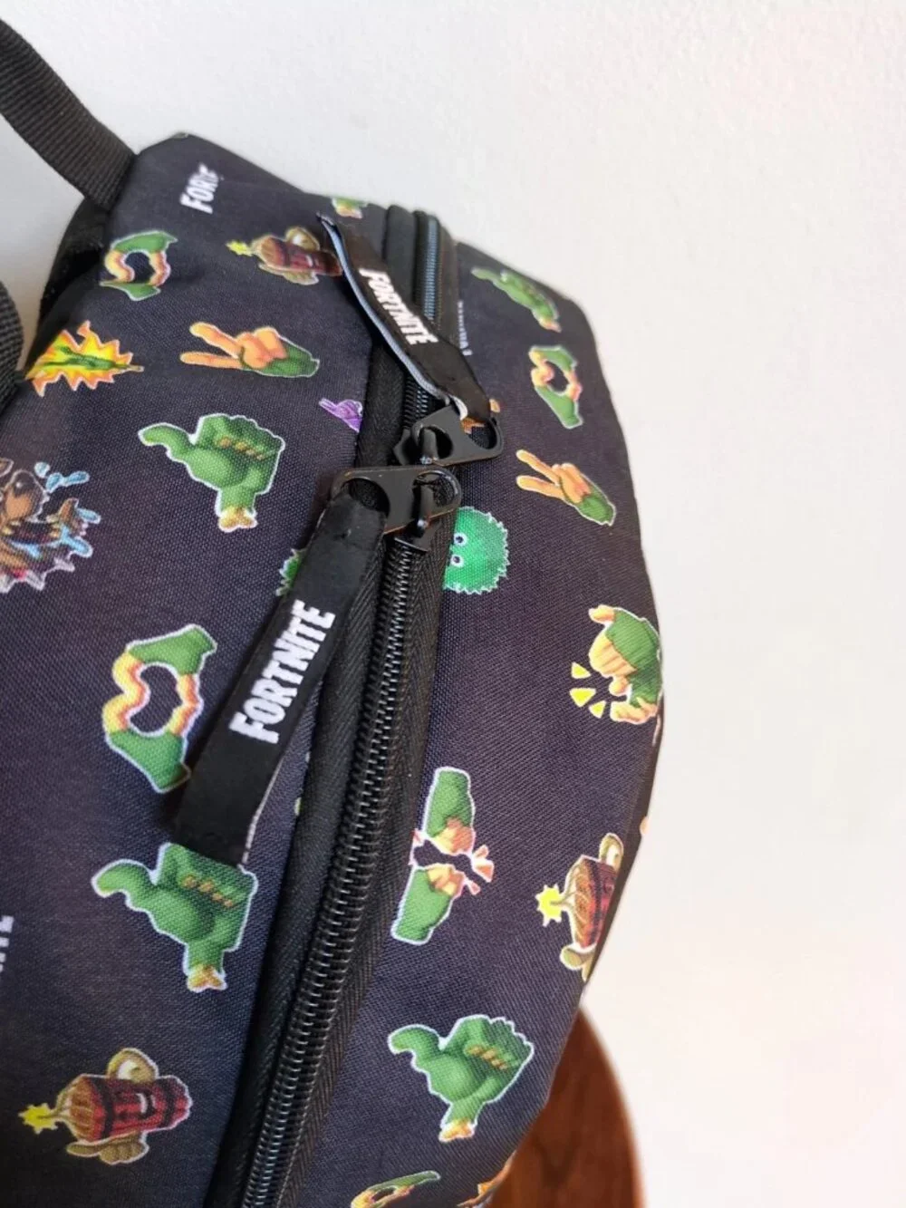 FORTNITE GAME LARGE 18x12x6 BACKPACK BOOK BAG CARRIER SCHOOL TRAVEL GAMING